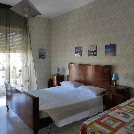 아파트 Casa Di Rossella *